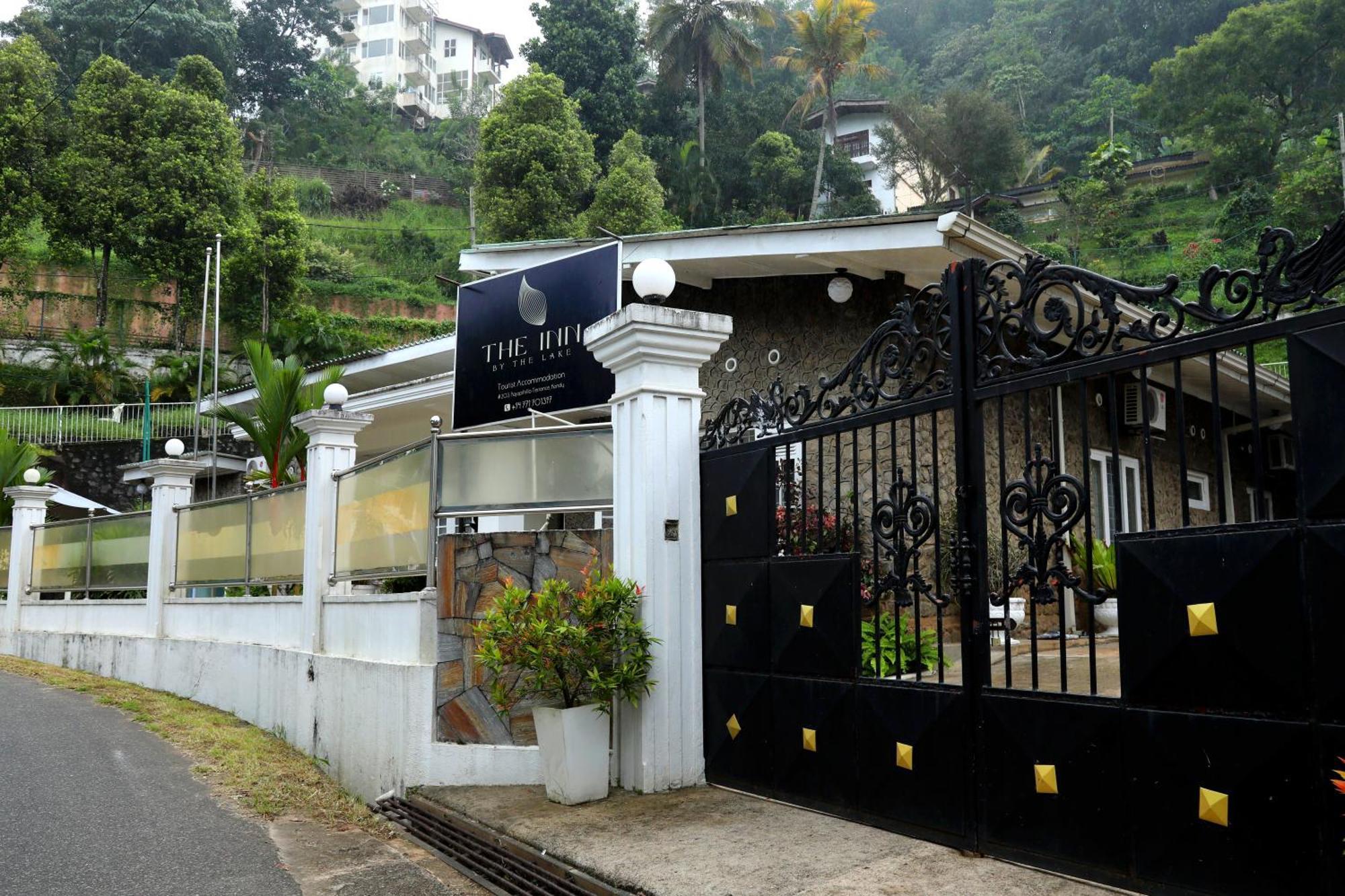 Funk Bunks - By The Lake Kandy Zewnętrze zdjęcie